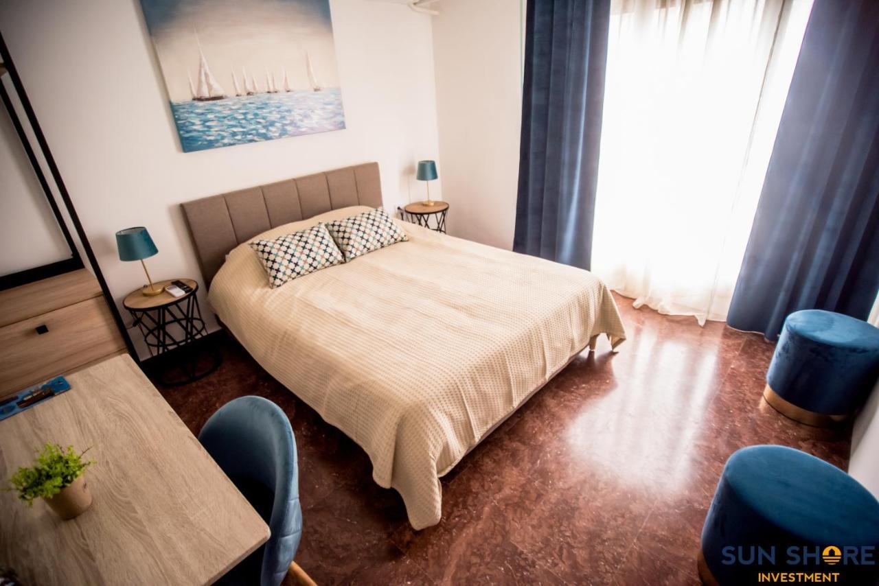 Explore Greece From Lovely City Centre Apartment Chalkís 외부 사진