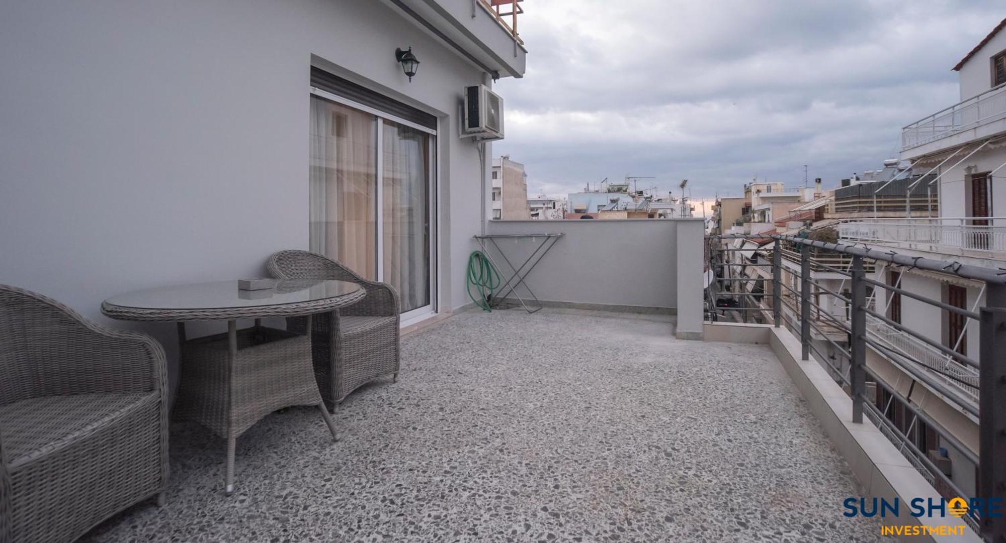 Explore Greece From Lovely City Centre Apartment Chalkís 외부 사진